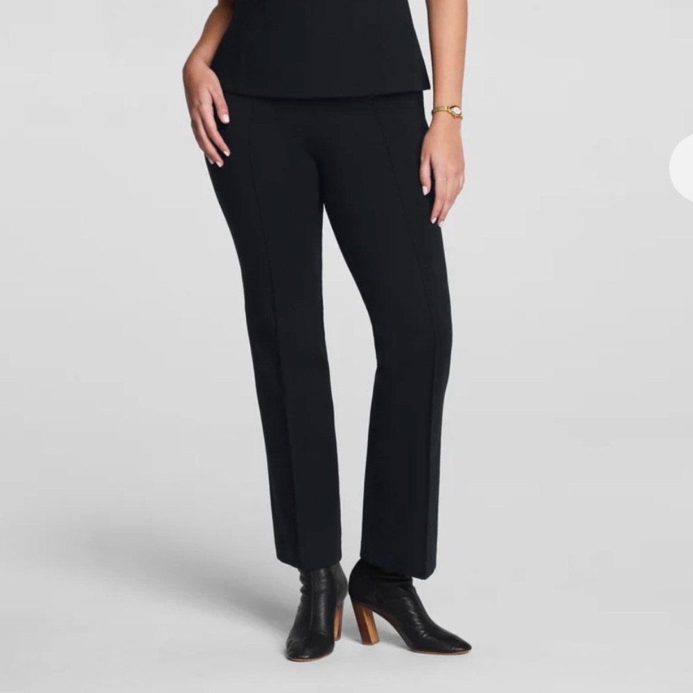 SPANX Super smooth PerfectFit
Ponte Kick Flare Pant